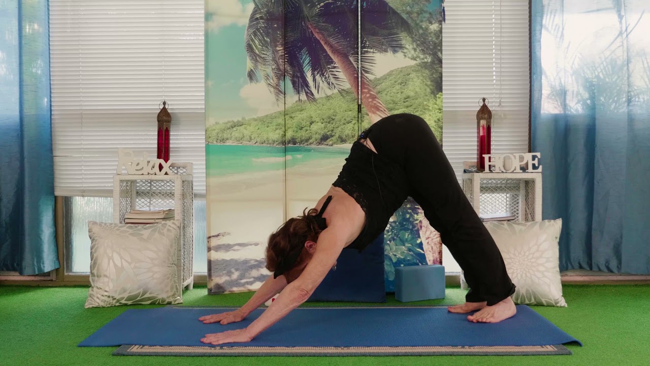 Unique Yoga with Lynette Kent